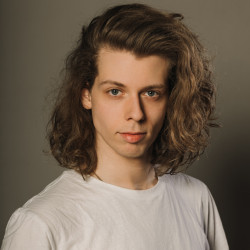Андрей Юрьевич Сморжок