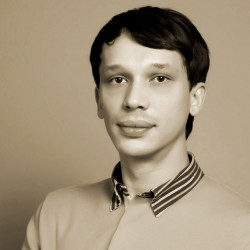 Александр Тарасов