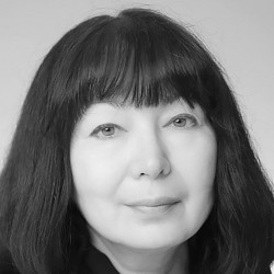 Елена Турчанинова