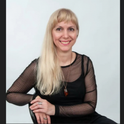 Дина Новикова