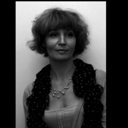 Елена Дмитракова