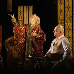 Scene from «Божественная Сара Бернар»