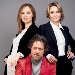 Scene from «Сестры»