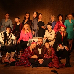 Scene from «Убийство под Рождество»