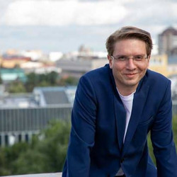 Александр Алексеев