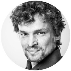 Алексей Наумов
