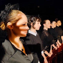 Scene from «Поместье Рейвенскрофт»