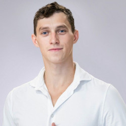 Максим Лобцев