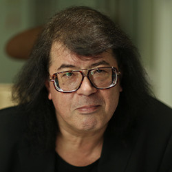 Игорь Корнелюк