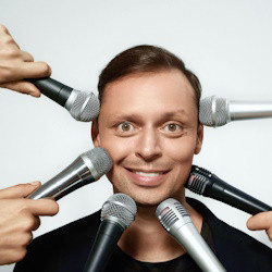 Виктор Комаров