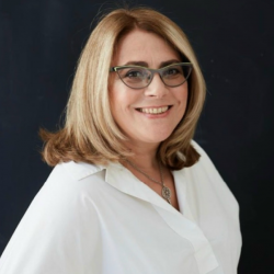 Елена Пинджоян