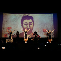 Тбилисо: Грузинские танцы, армянский дудук и орган