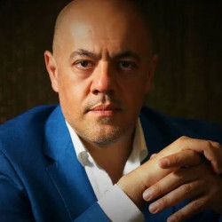 Ялчин Адигезалов