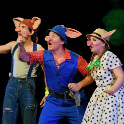 Три поросёнка