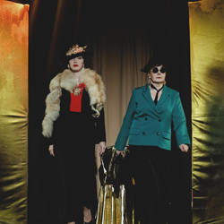 Бешеные деньги