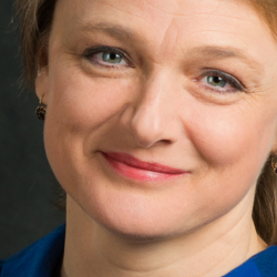 Юлия Пестова