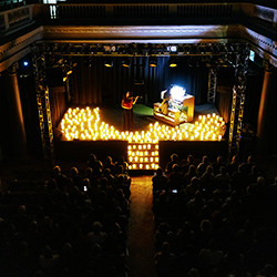 Людовико Эйнауди: Неоклассика при свечах