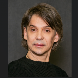 Дмитрий Змеев