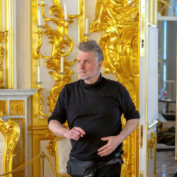 Юрий Сучков