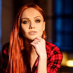 Алена Лапина