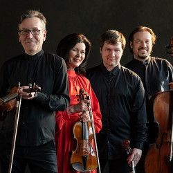 Песнь печали и света