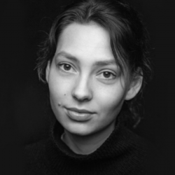 Анна Плохих