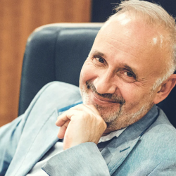 Валентин Овсянников