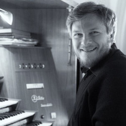Андрей Коломийцев