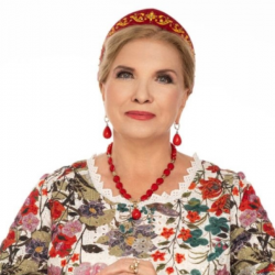 Людмила Николаева