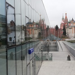 Афиша: Парк «Зарядье» + медиа-аттракцион «Полет над Россией» в Москве 23 июня 2026