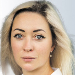 Анна Глушкова