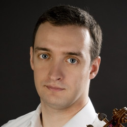 Дмитрий Новиков