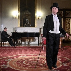 Cцена из «Вертинский. Русский Пьеро»