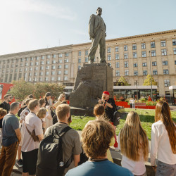 Стендап экскурсия по Патрикам