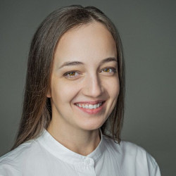 Юлия Овчаренко