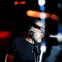 Scene from «Из жизни планет. Музыкальное посвящение неснятым фильмам 60-х»