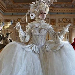 Новогодняя ночь 2026. Il ballo del luna