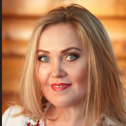 Светлана Строганова