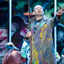 Cцена из «Поколение Маугли»