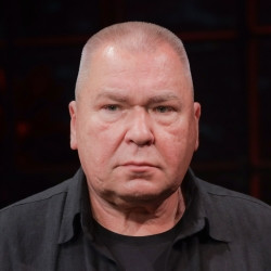Александр Иулианович Рукавишников