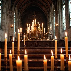 Орган при свечах. Контратенор и орган