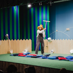 Петсон и Финдус. А где же Юсси? Театр Комикс