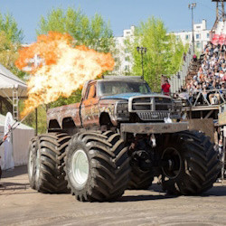 Танки против Монстр Траков