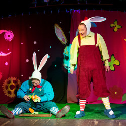 Пушистый балаганчик