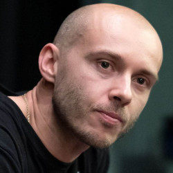 Павел Глухов