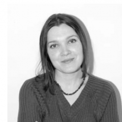 Анна Зиновьева
