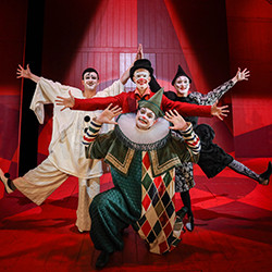 Scene from «Смертельный номер (театр Табакова)»