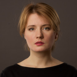 Тинг Хиафен порно видео Жіңішке, үлкен кеуделердің порно видеосы