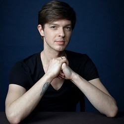 Виктор Лебедев