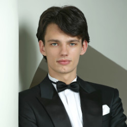 Павел Иванов